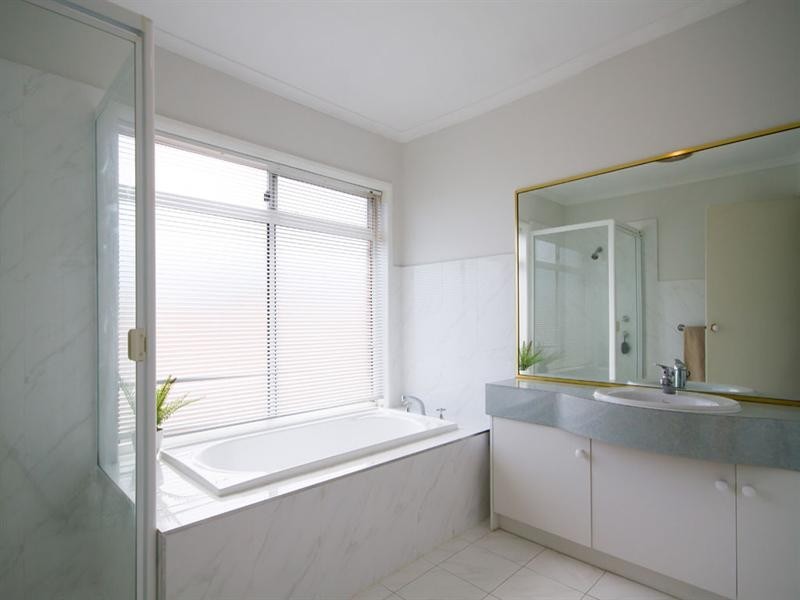 9 Campbell Avenue, Seaton SA 5023