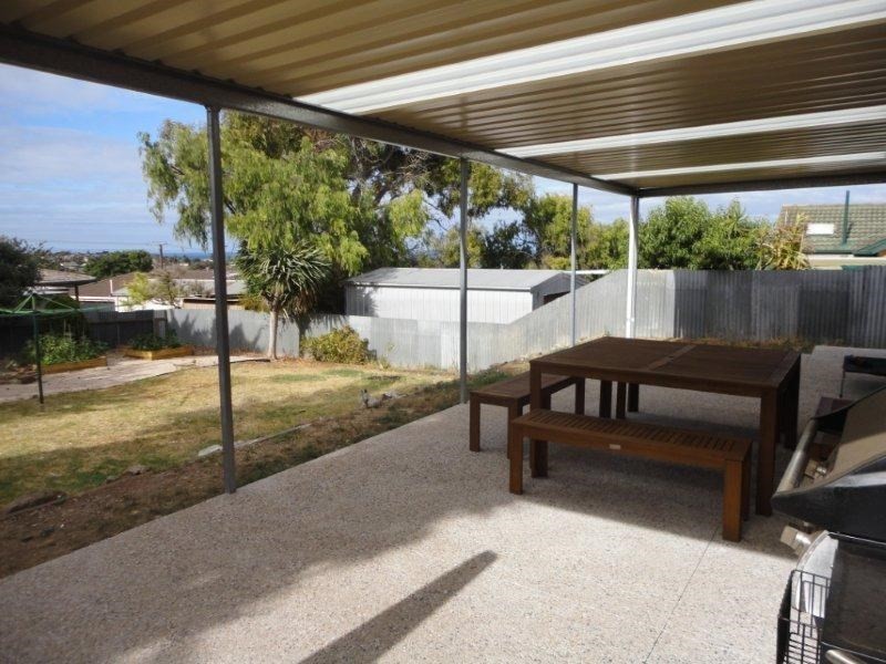 10 Norongo Street, O’sullivan Beach SA 5166