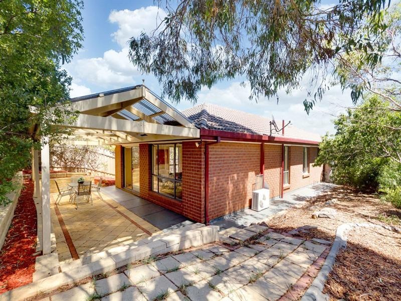 10 Esther Drive, Woodcroft SA 5162