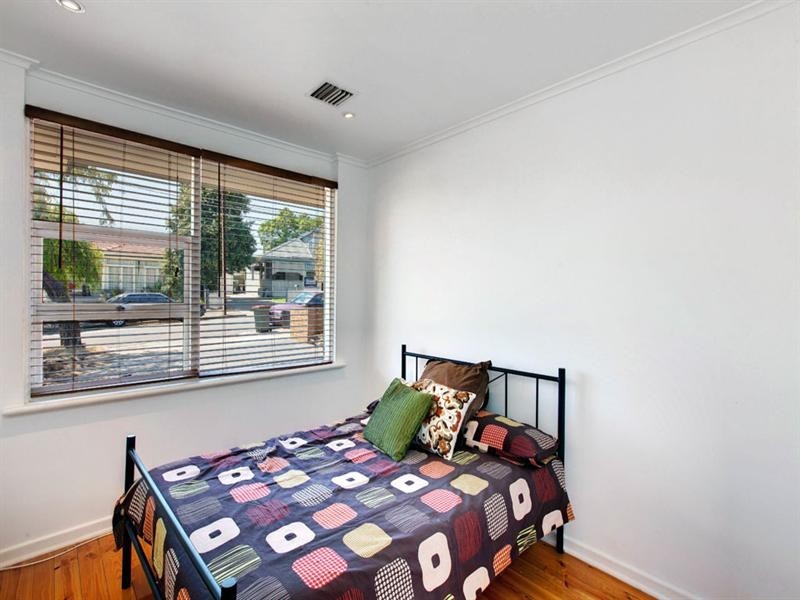 18 Gilbertson Road, Seacliff Park SA 5049