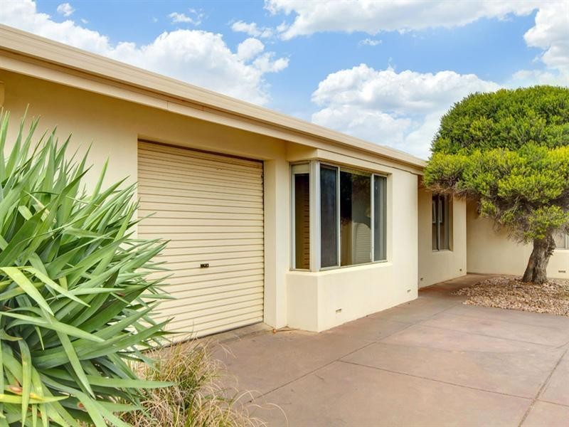 U2/3 Graydale Street, West Beach SA 5024