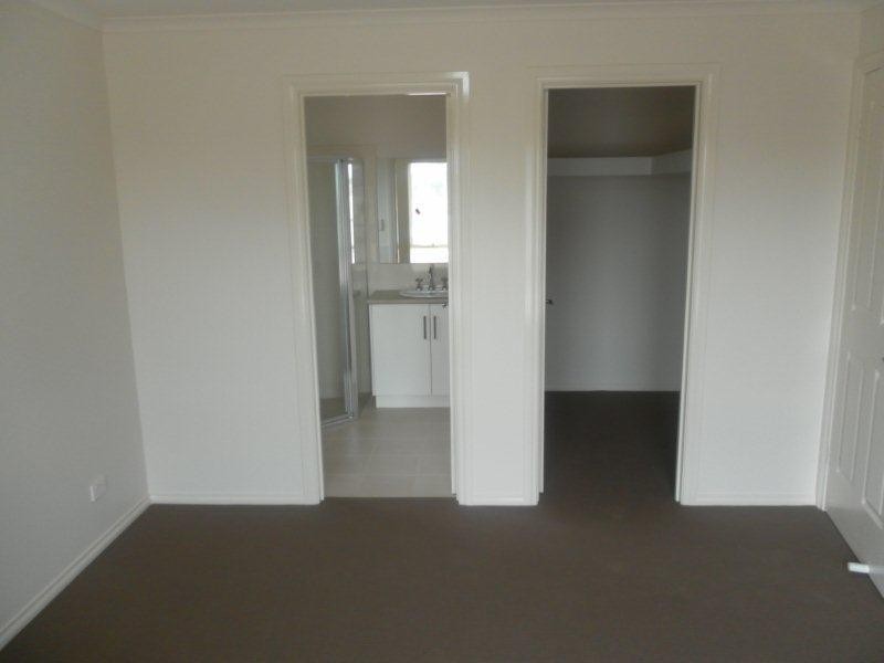 11 Inglewood Street, Mansfield Park SA 5012