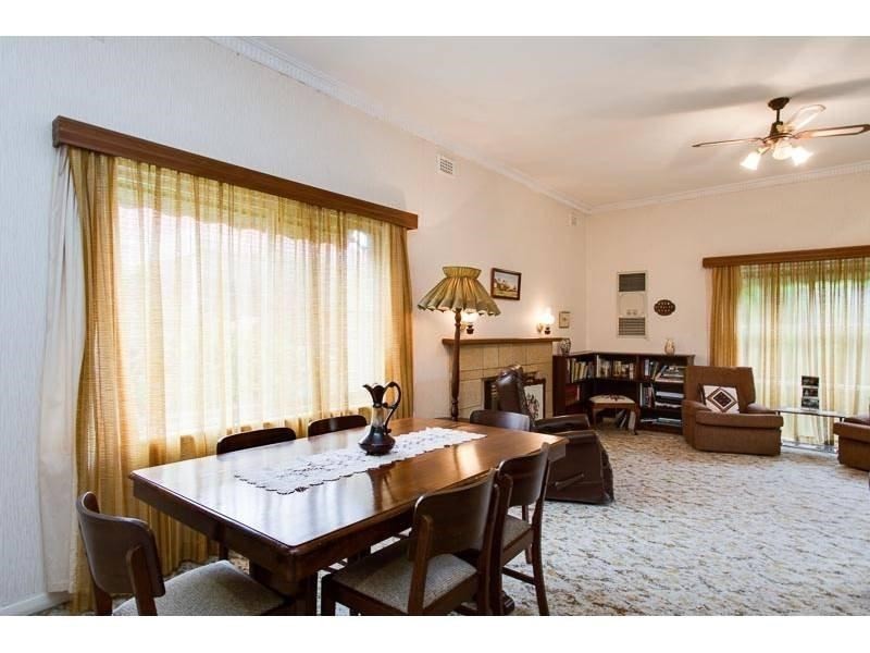 215 Sturt Road, Seacombe Gardens SA 5047