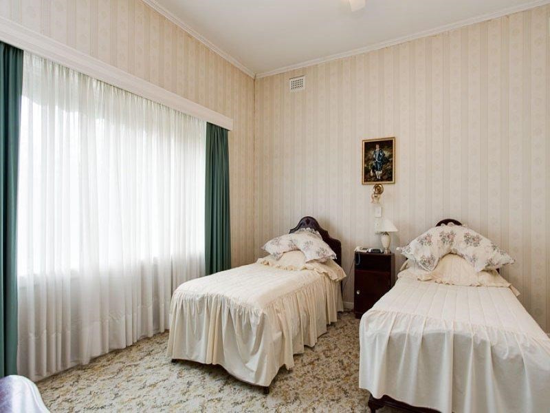 215 Sturt Road, Seacombe Gardens SA 5047