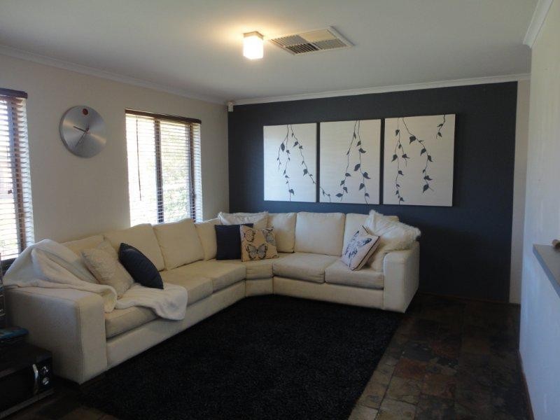 20 Jessica Street, Aberfoyle Park SA 5159