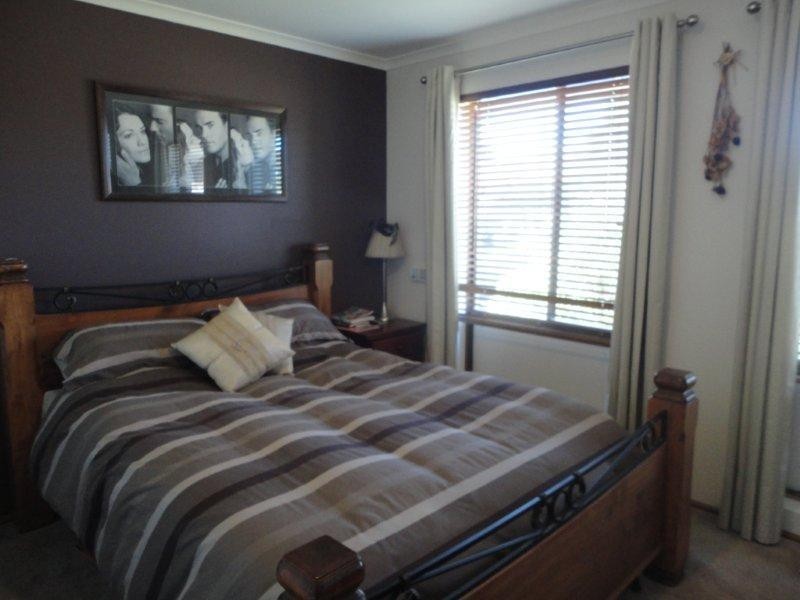 20 Jessica Street, Aberfoyle Park SA 5159