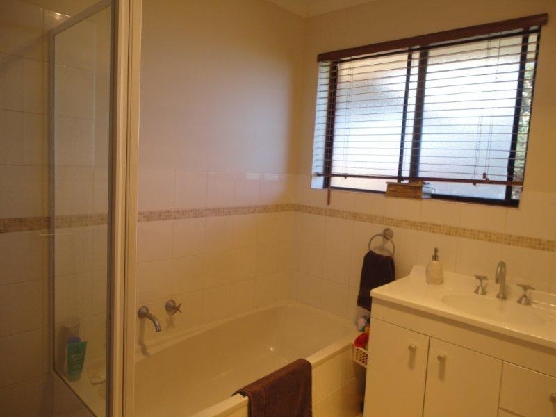 20 Jessica Street, Aberfoyle Park SA 5159