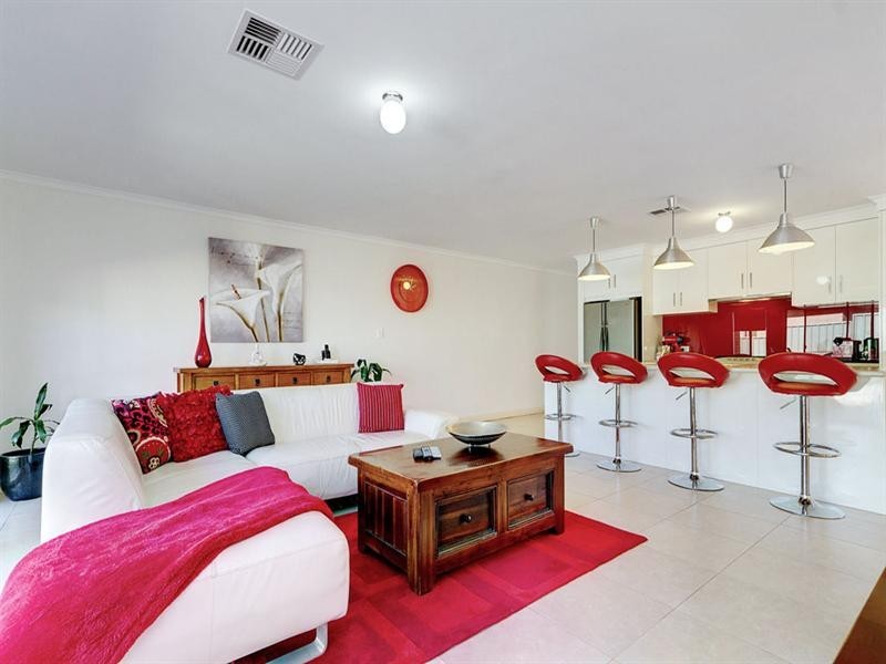 10 Toby Court, Hallett Cove SA 5158