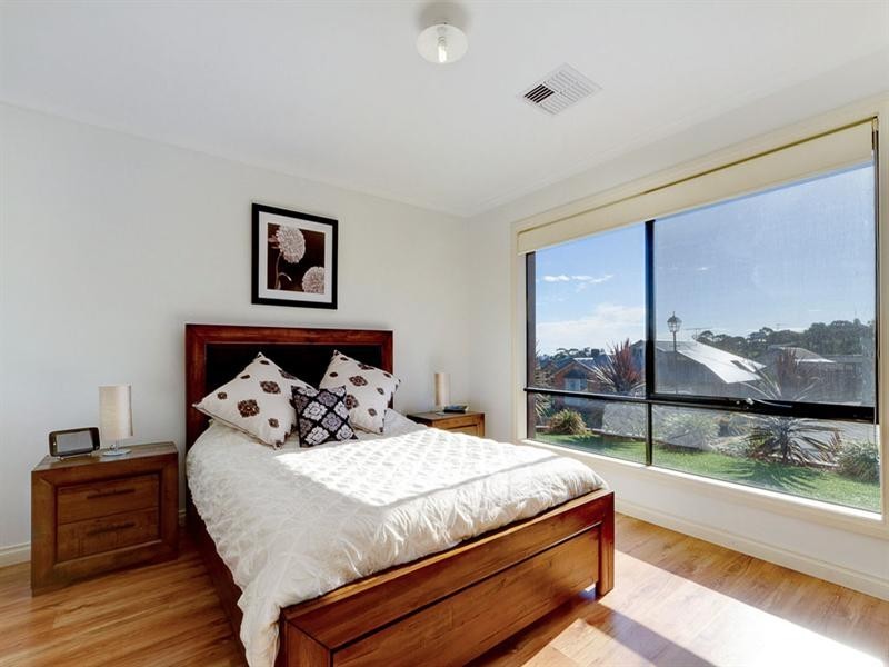 10 Toby Court, Hallett Cove SA 5158