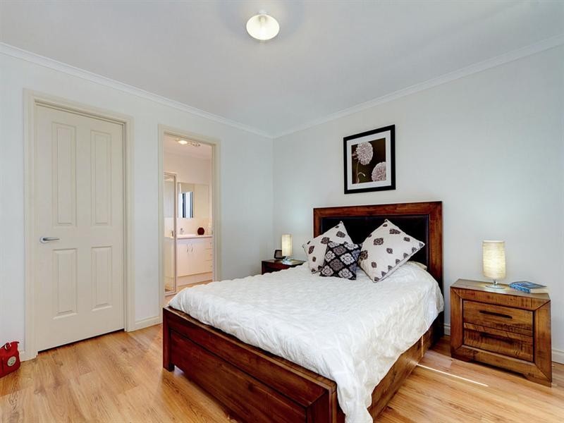 10 Toby Court, Hallett Cove SA 5158