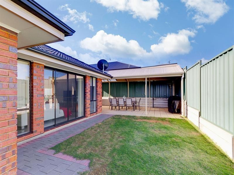 10 Toby Court, Hallett Cove SA 5158