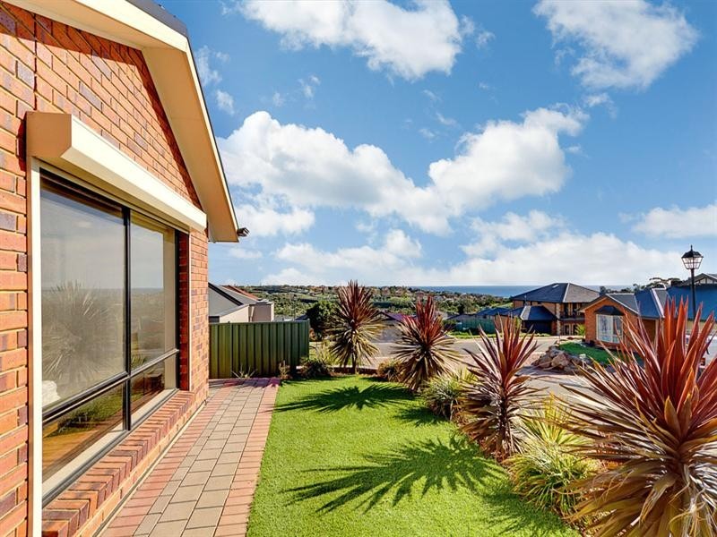 10 Toby Court, Hallett Cove SA 5158