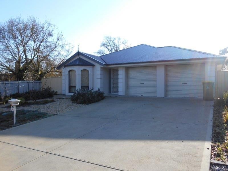 8a John Street, Oakbank SA 5243