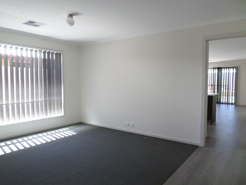 11 Simcoe Avenue, Seaford Meadows SA 5169
