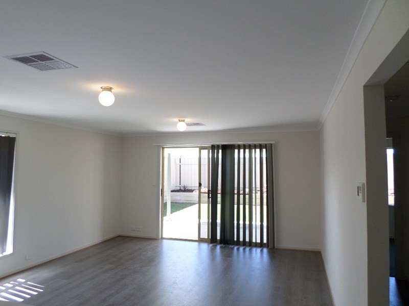 11 Simcoe Avenue, Seaford Meadows SA 5169