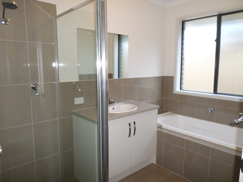 11 Simcoe Avenue, Seaford Meadows SA 5169