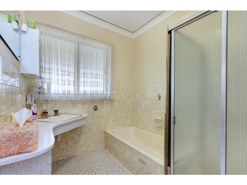 12 Shaun Crescent, Mitchell Park SA 5043