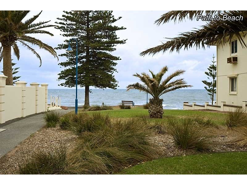 5/18 Robert Street, Glenelg South SA 5045