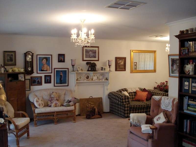 3 Dorita Court, Woodcroft SA 5162