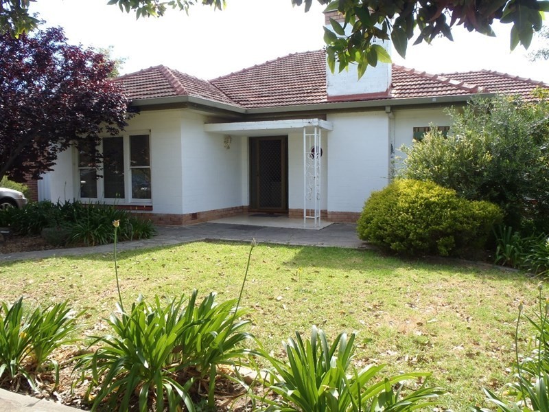 15 Filmer Avenue, Glengowrie SA 5044