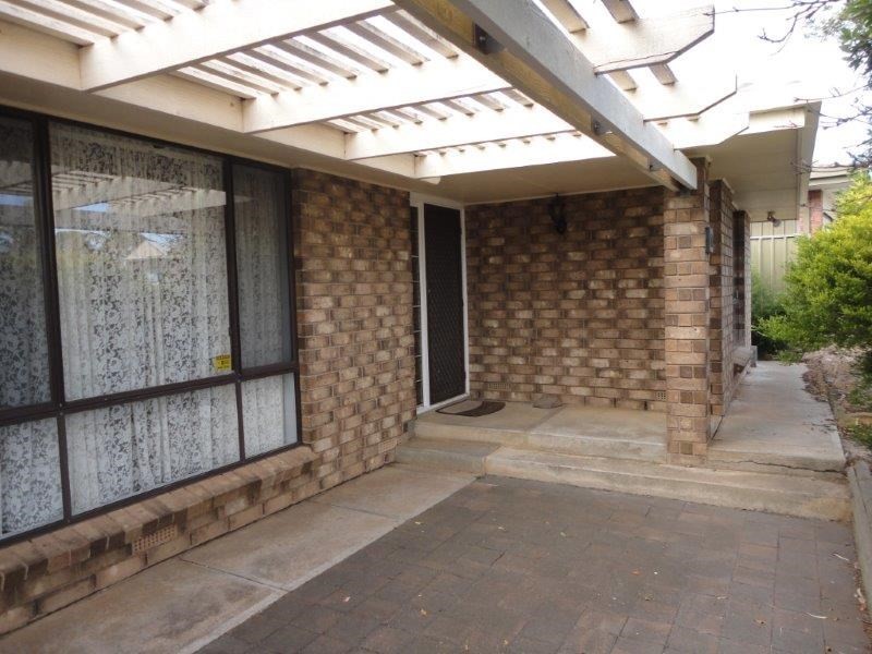 15 Lucretia Way, Hallett Cove SA 5158