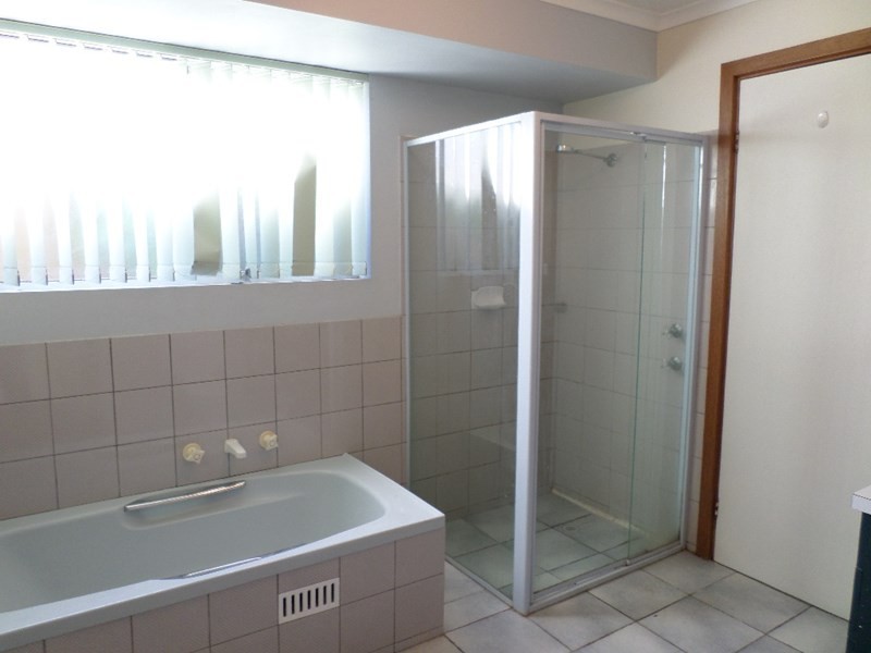 15 Lucretia Way, Hallett Cove SA 5158