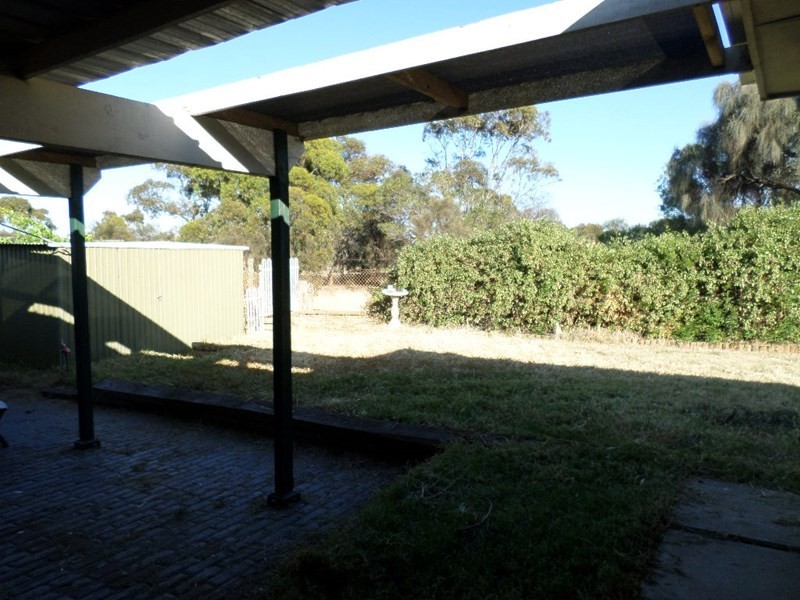 15 Lucretia Way, Hallett Cove SA 5158