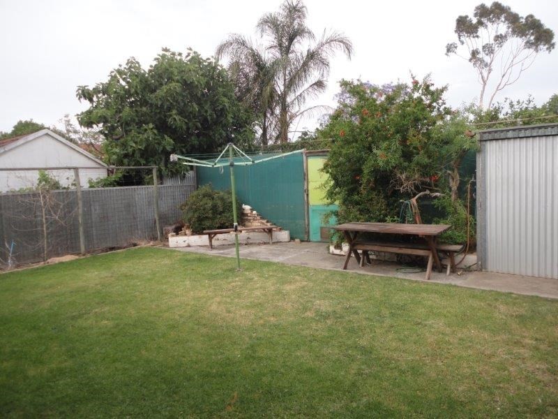 12 Foot Avenue, Seaton SA 5023