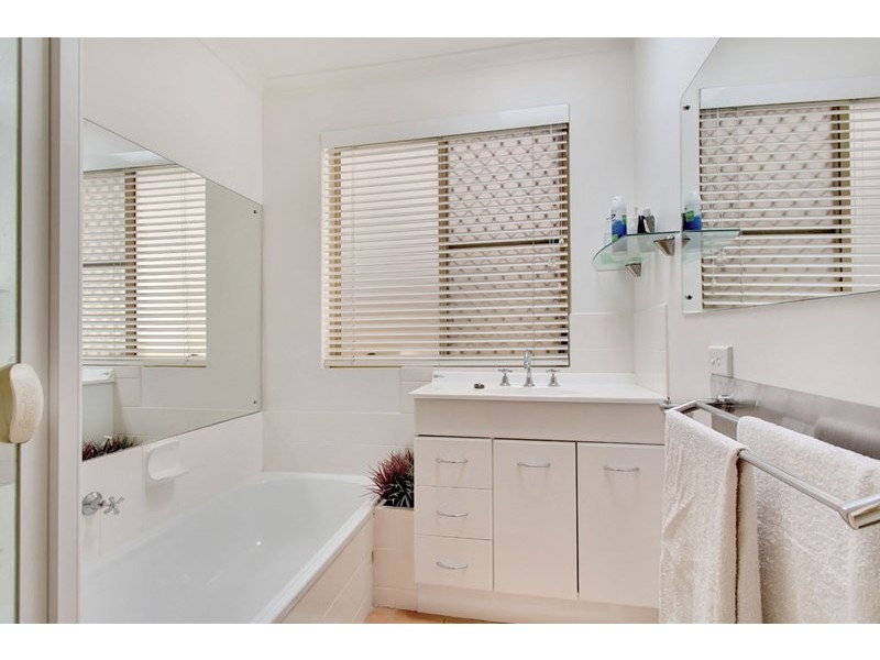 5/4 South Avenue, Hallett Cove SA 5158