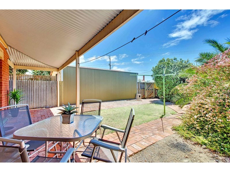 2 Hawkes Avenue, Glenelg East SA 5045