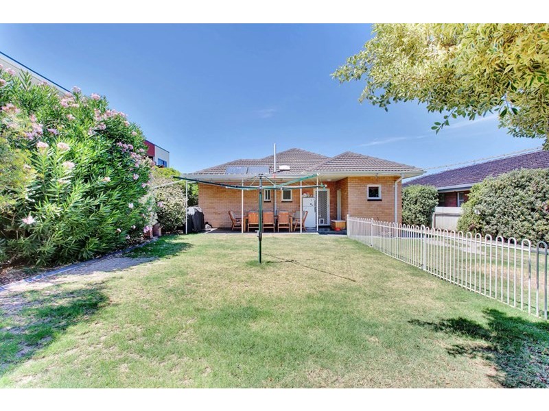 14 Smith Avenue, Hove SA 5048