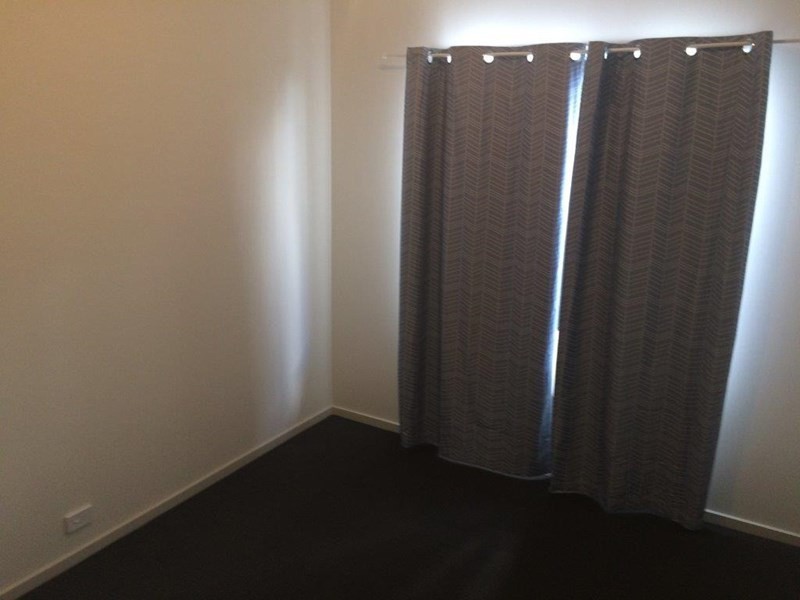 8 Sherwood Avenue, Sturt SA 5047