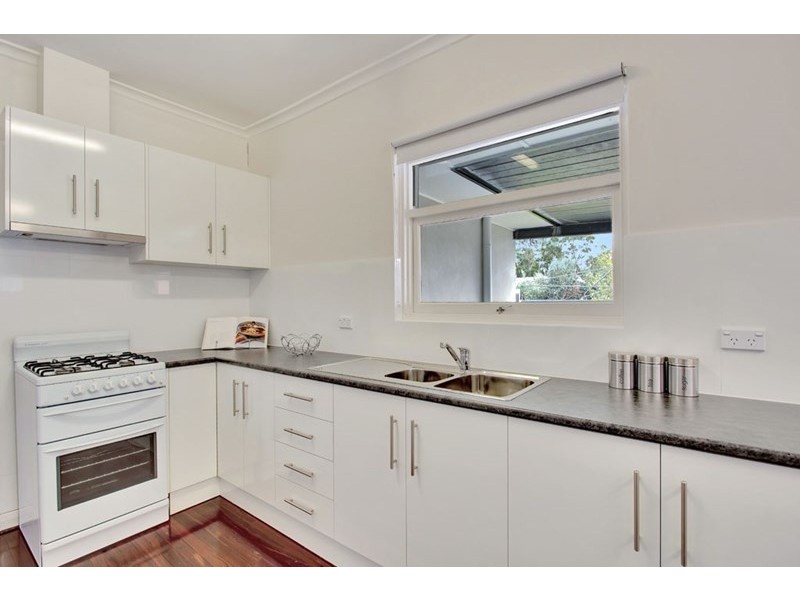 12 Sampson Road, Mitchell Park SA 5043