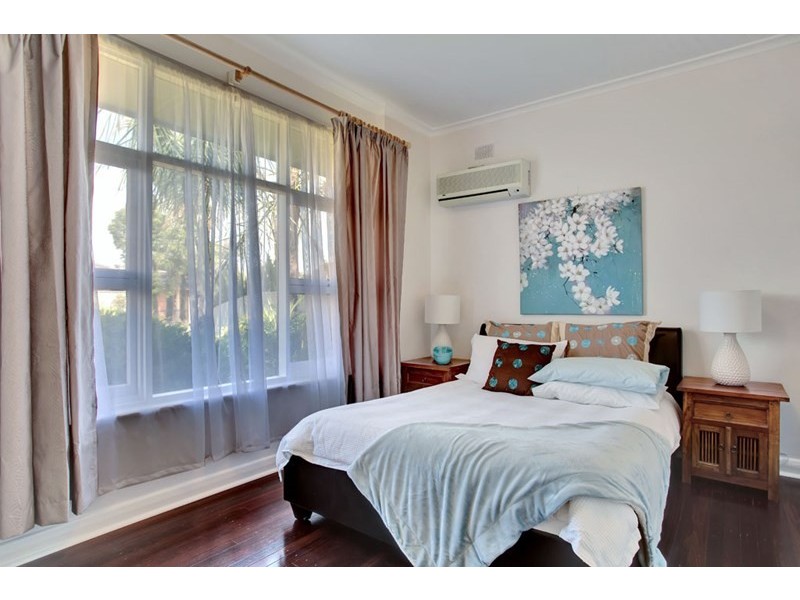 12 Sampson Road, Mitchell Park SA 5043