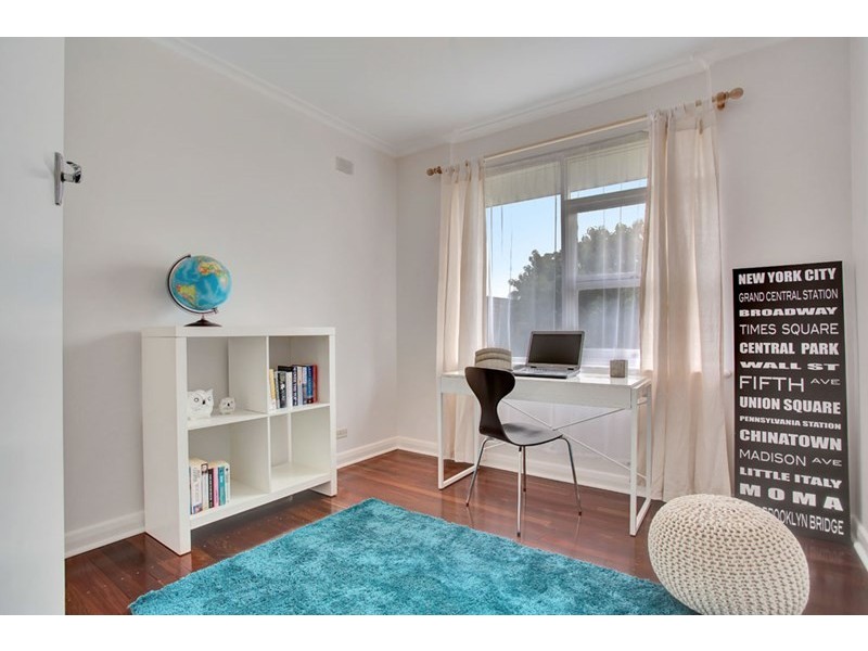 12 Sampson Road, Mitchell Park SA 5043