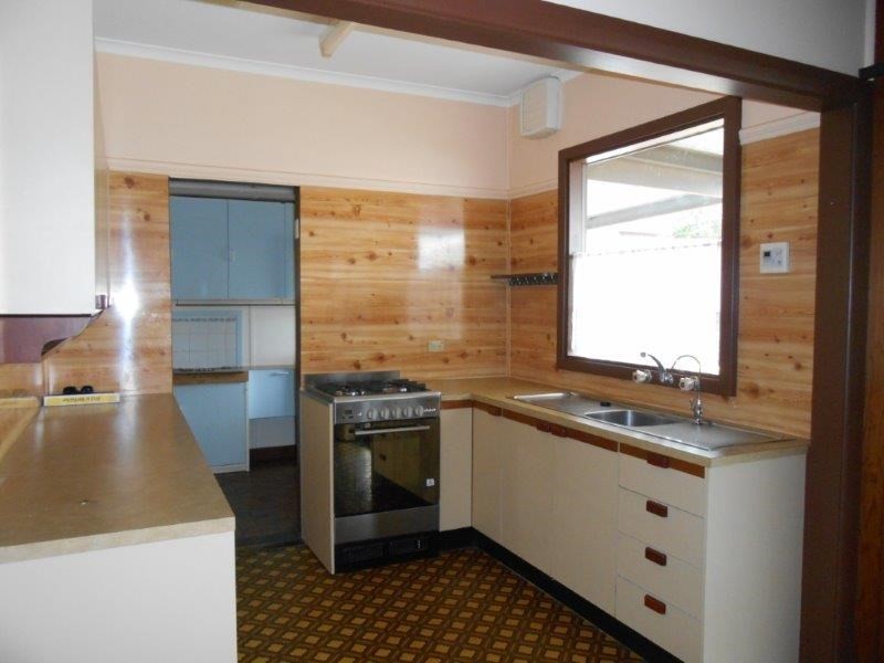 4 Inverell Avenue, Sturt SA 5047