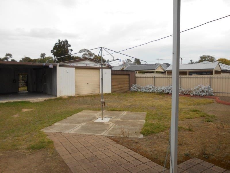 4 Inverell Avenue, Sturt SA 5047