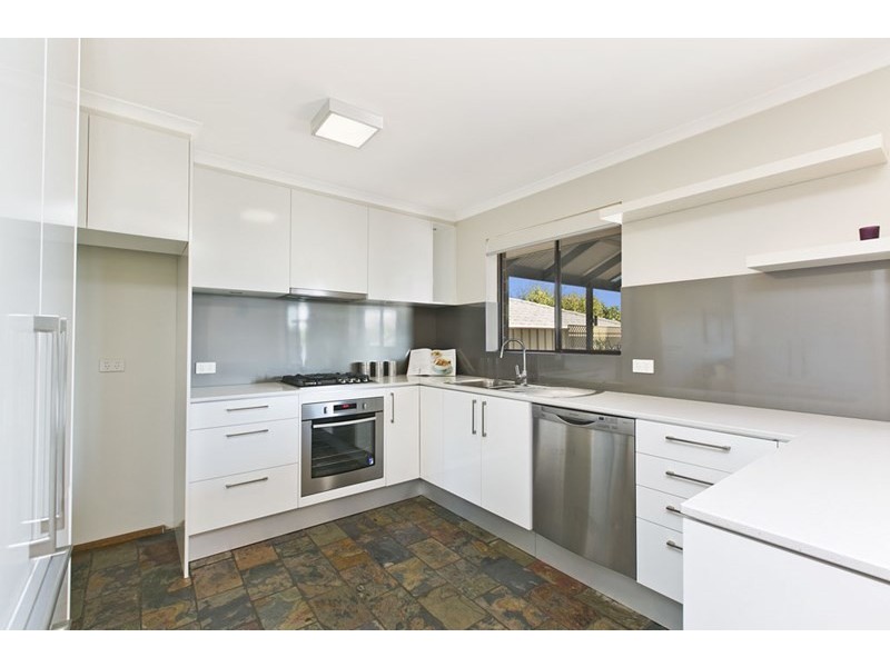 20 Jessica Street, Aberfoyle Park SA 5159