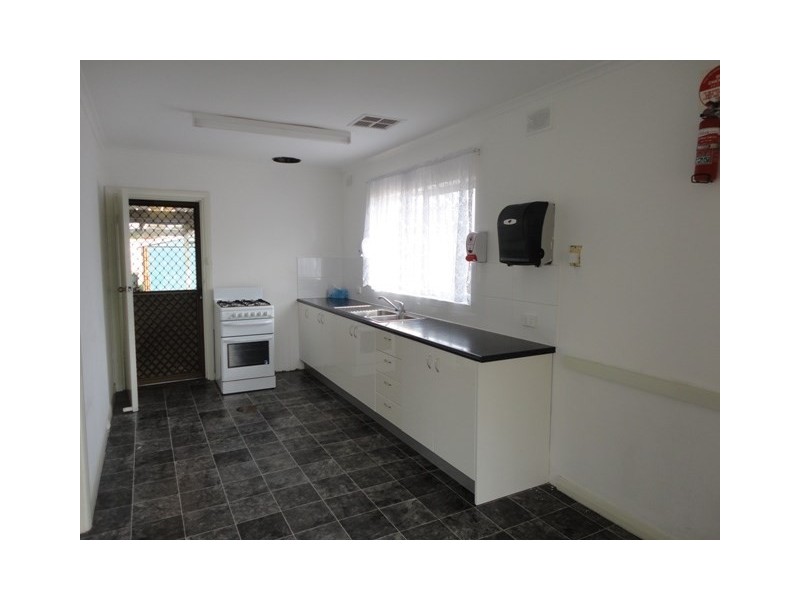 1 Pitcairn Avenue, Marion SA 5043