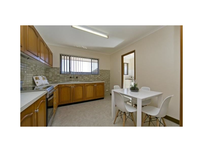 2/16 Finniss Street, Marion SA 5043