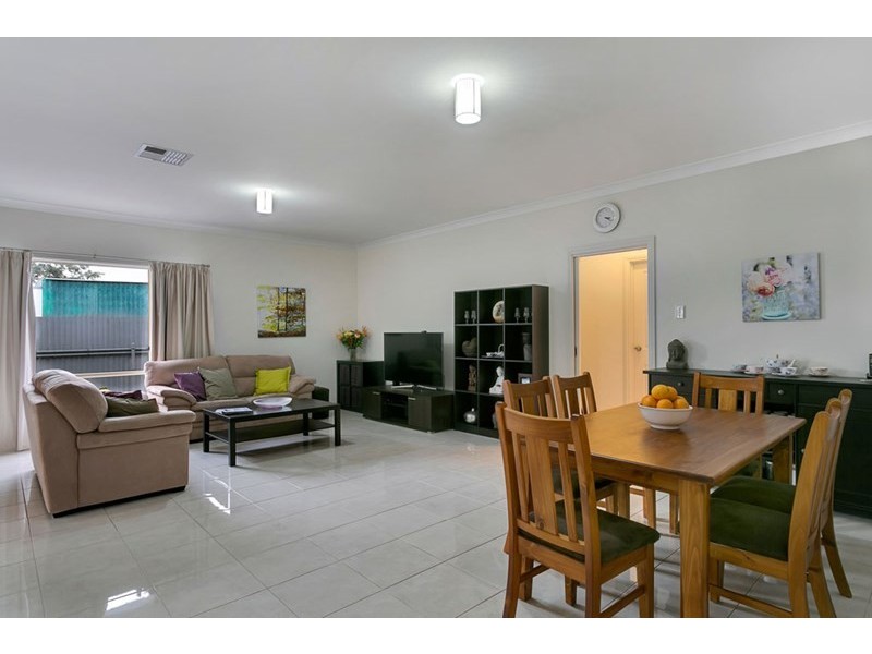 5 Newton Avenue, Clovelly Park SA 5042