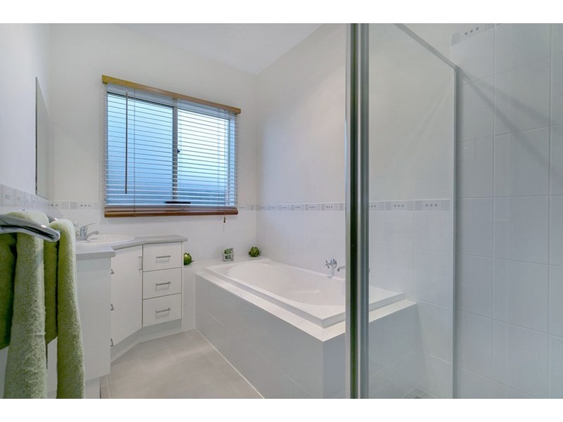 5 Newton Avenue, Clovelly Park SA 5042