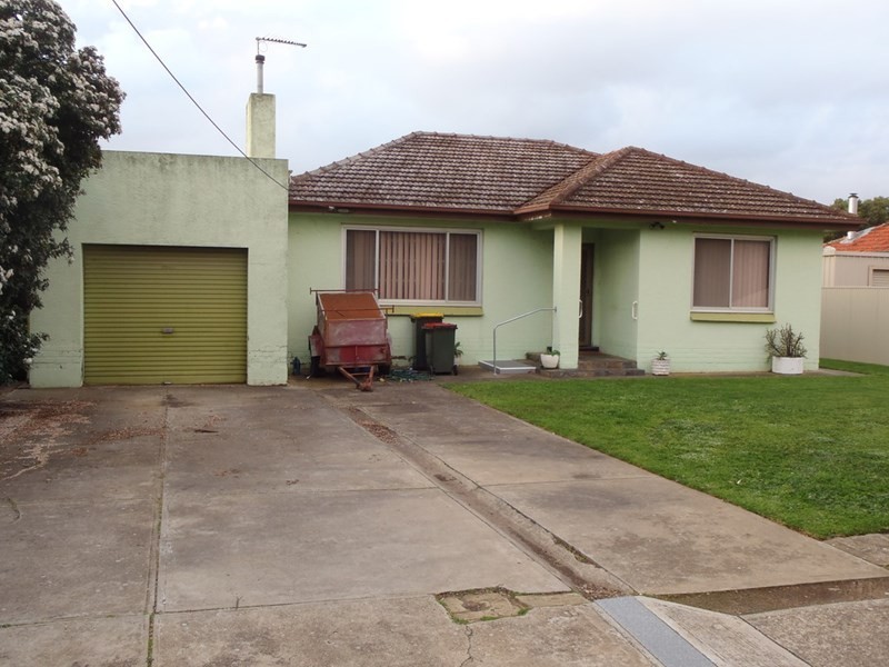 2 Railway Terrace, Hove SA 5048