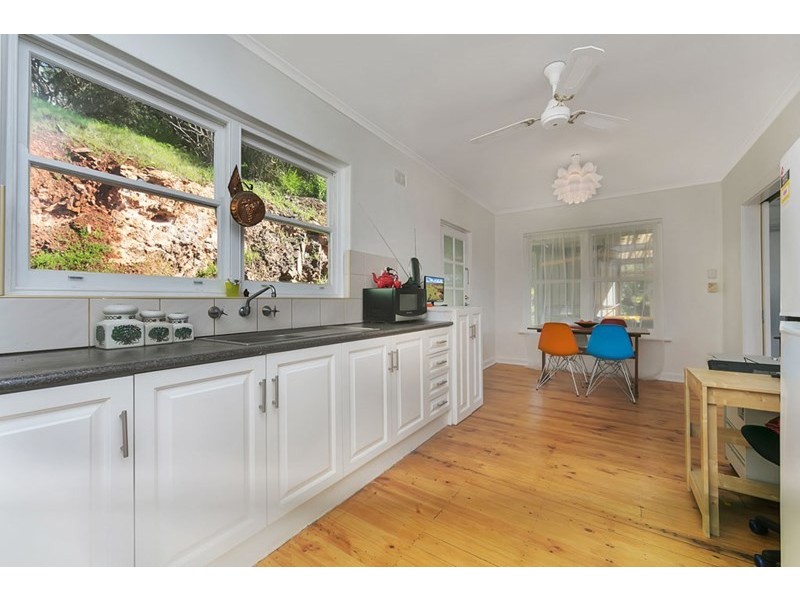 24 Cameron Avenue, Darlington SA 5047