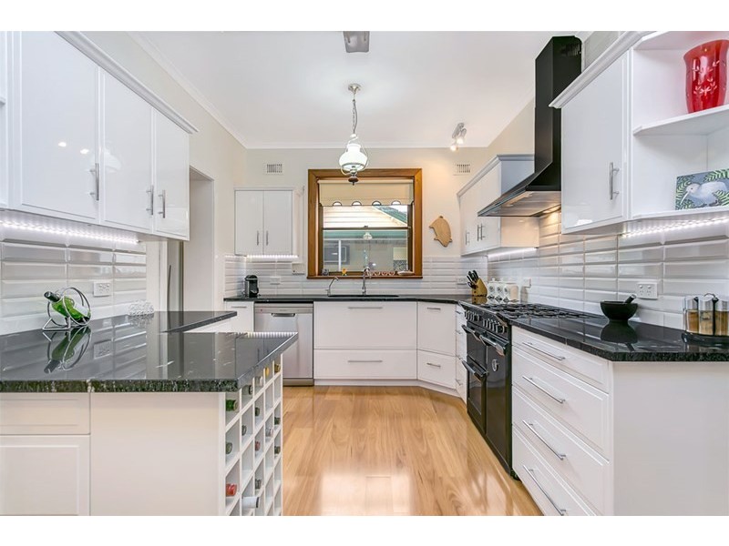 13 Vinall Street, Dover Gardens SA 5048