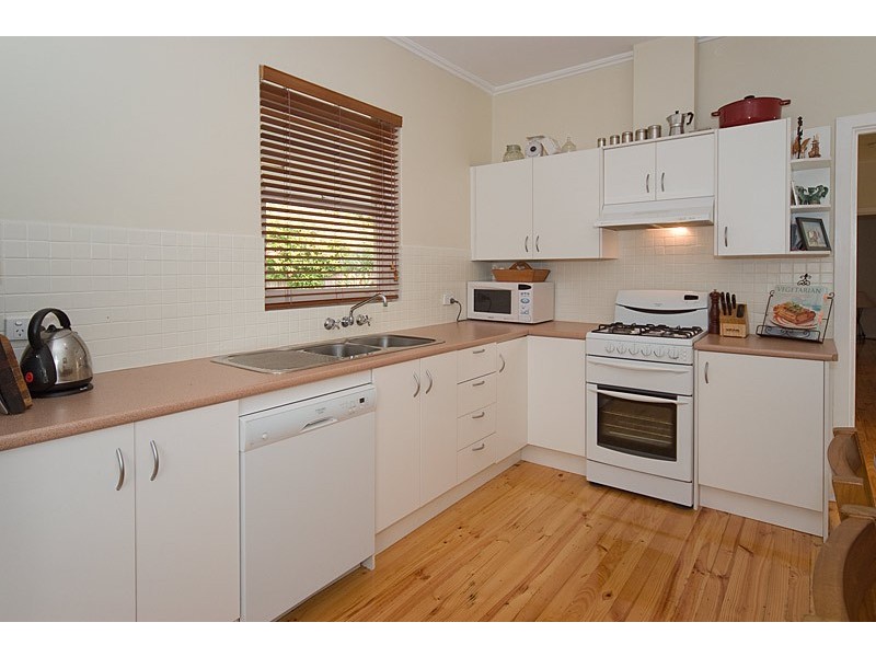 6 Burrupa Avenue, Glenelg North SA 5045