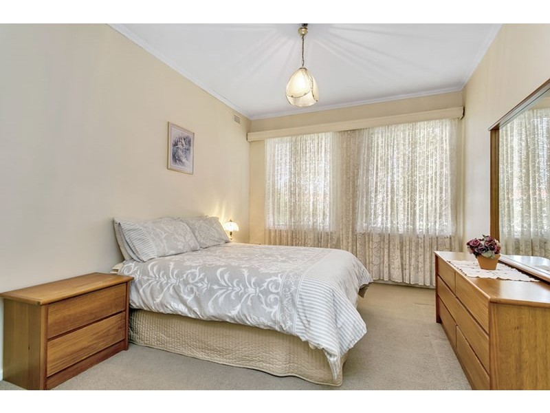 31 Ballara Avenue, Warradale SA 5046