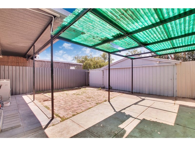 4 Embert Street, Sturt SA 5047