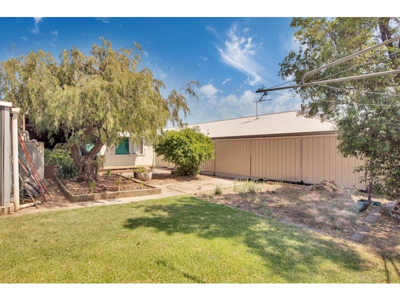 4 Embert Street, Sturt SA 5047
