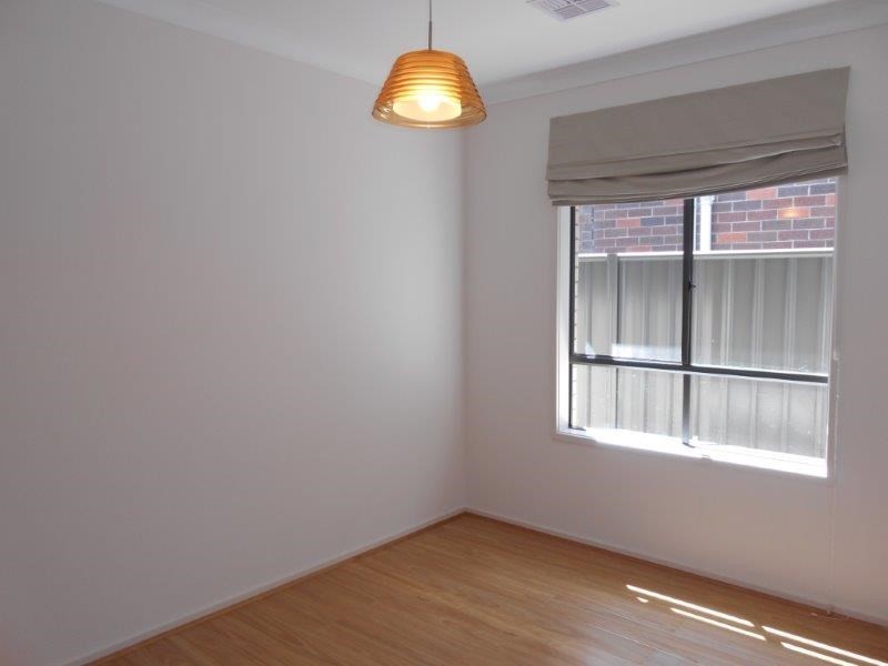 81 Warri Parri Drive, Flagstaff Hill SA 5159